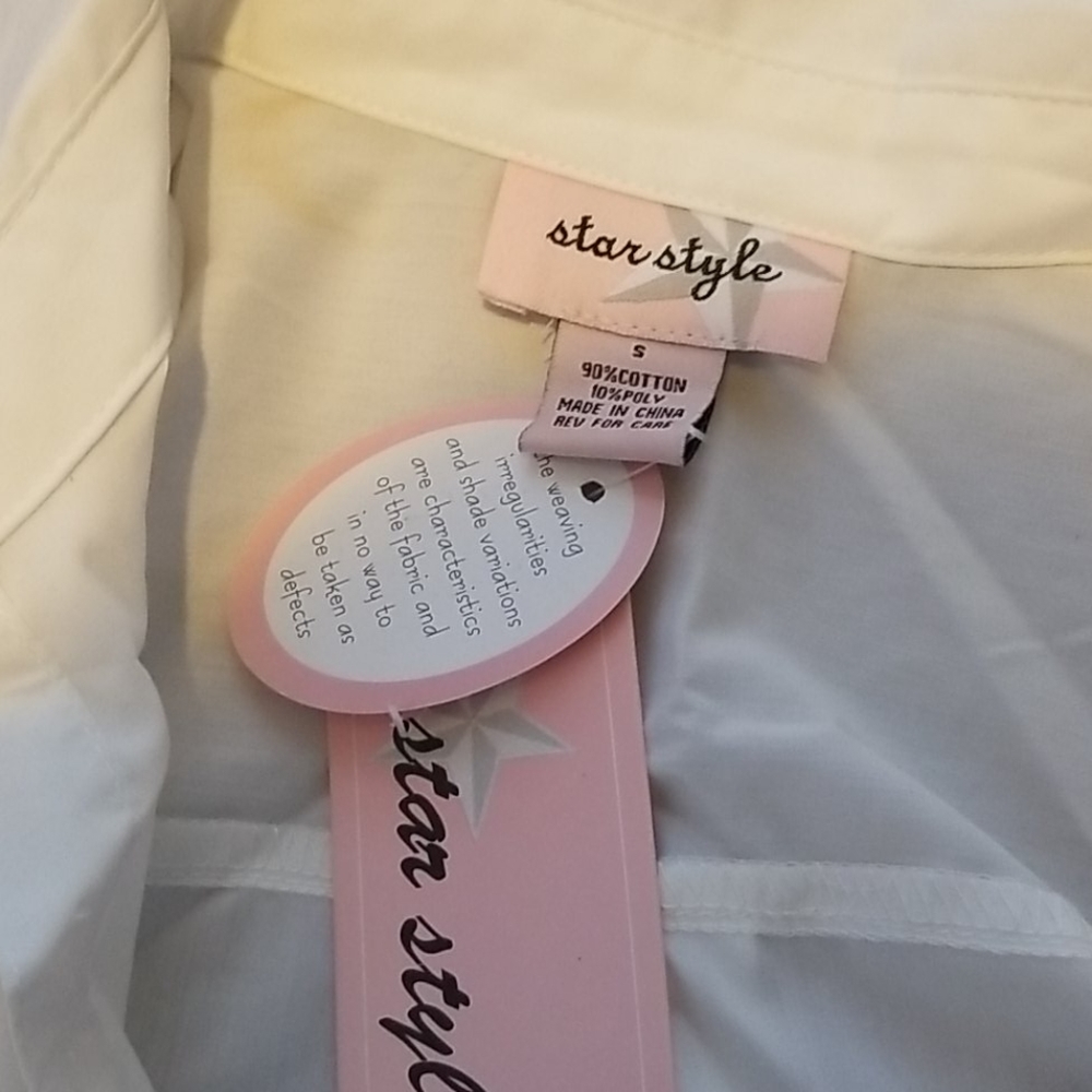 Decorative White button down - Picture 5 of 5